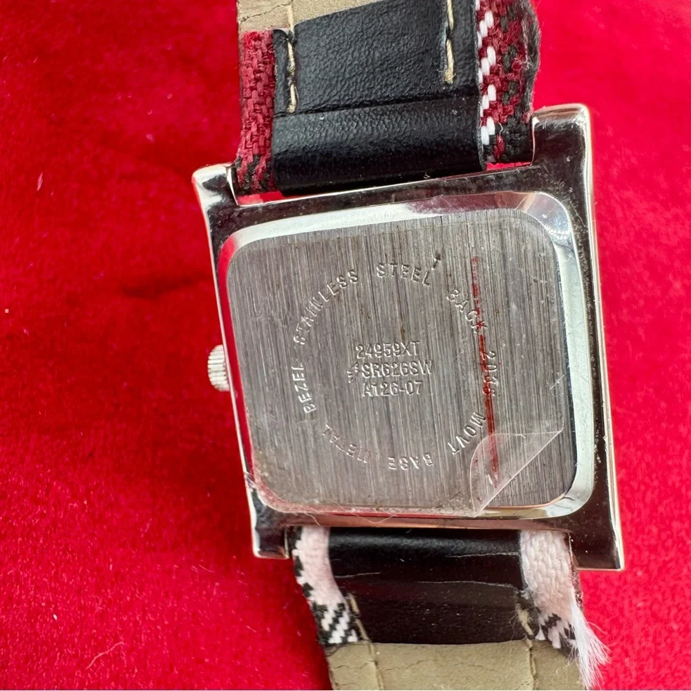 Vintage Japan‎ Quartz Silvertone Disl Watch Modern Minimalist